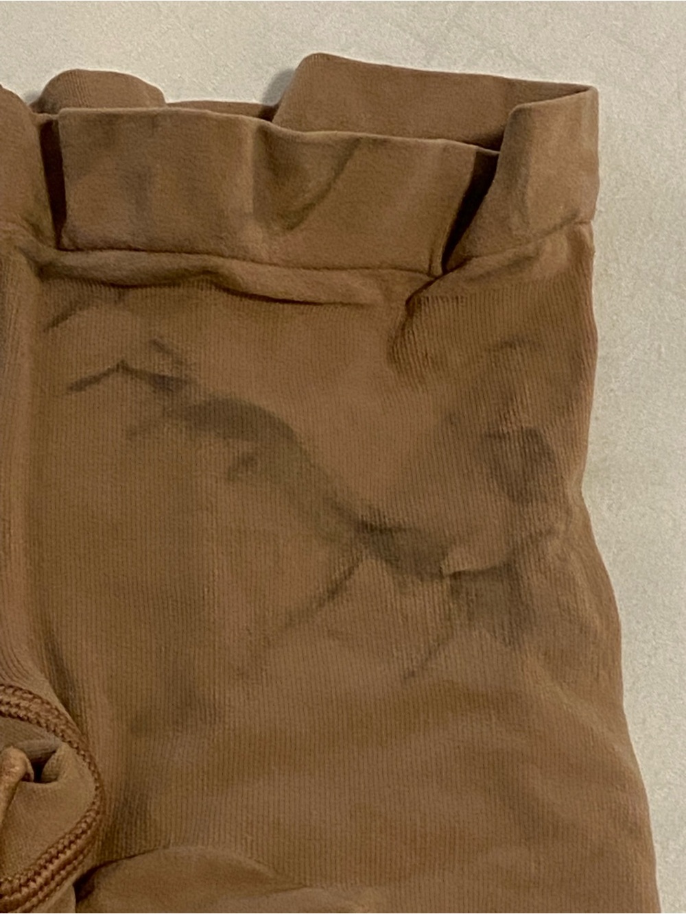 Skims - Picture 3 of 4